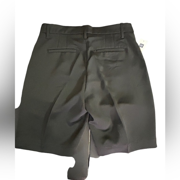 GAP Bermuda Polished Black Shorts • NWT • Size: 6R - Picture 8 of 8
